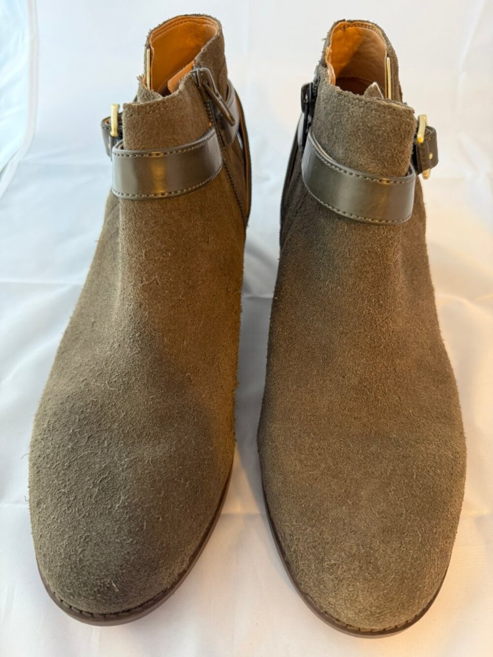 Vionic  Women's Farrah Ankle Boots  Olive Green Suede  Women Size 9   NEW - Picture 2 of 6